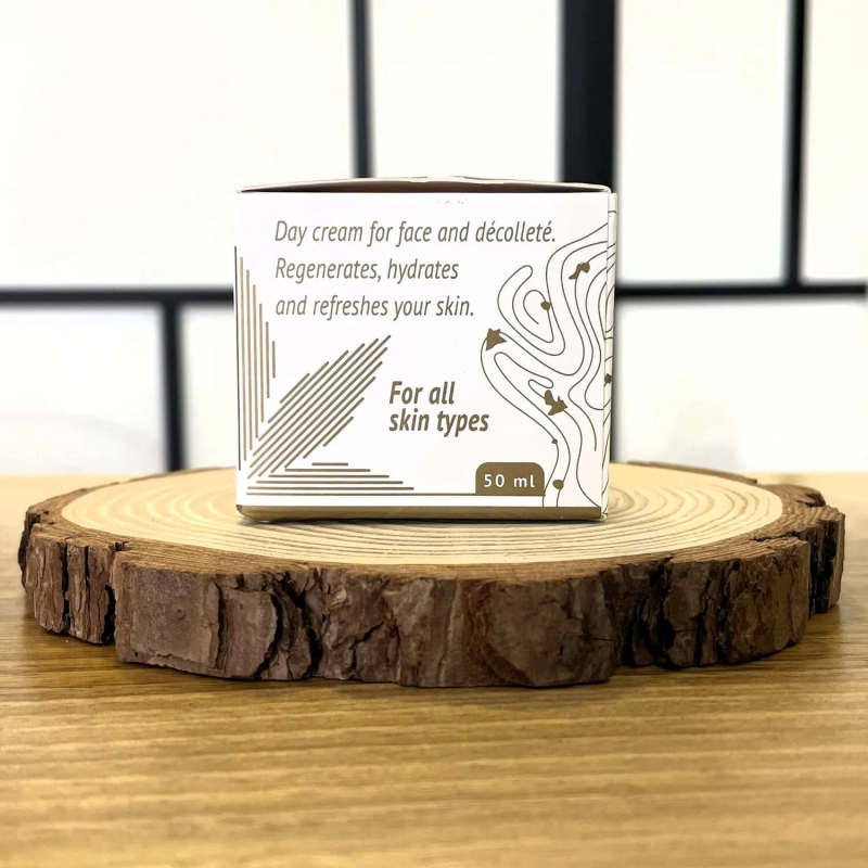 Cannaline Crema Facial Día con CBD - Family Tree CBD